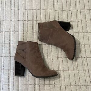 TARGET A NEW DAY BOOTS / BOOTIES